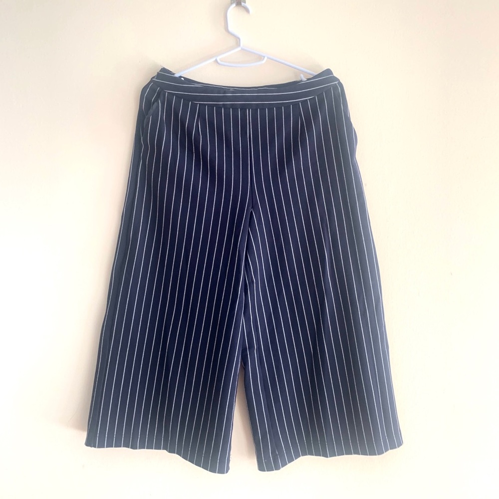 Wide leg pants